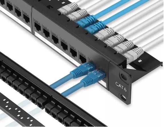 High-density fiber optic patch panel for 100G 400G data centers